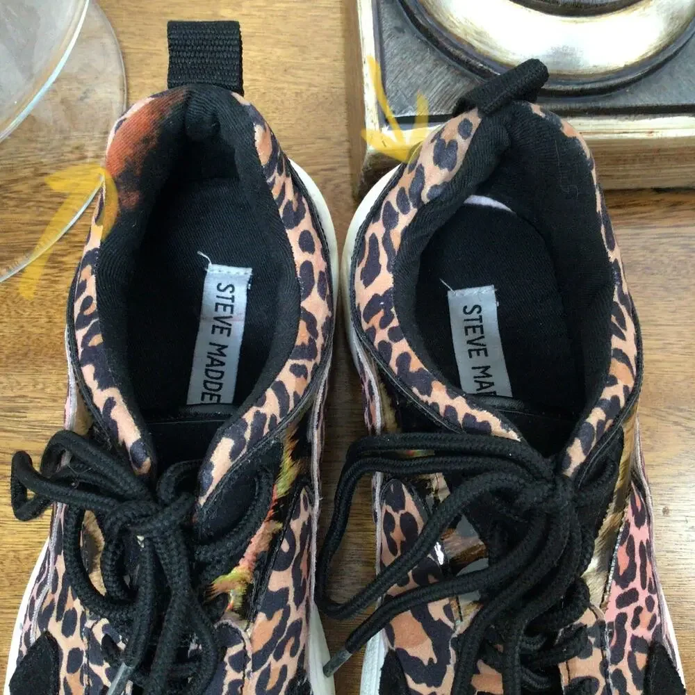 Steve Madden White Shirli Animal Print Vegan Sneakers Sz 7M